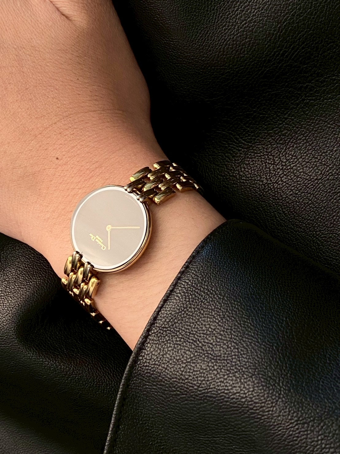 Dior 46-154-4 black dial gold