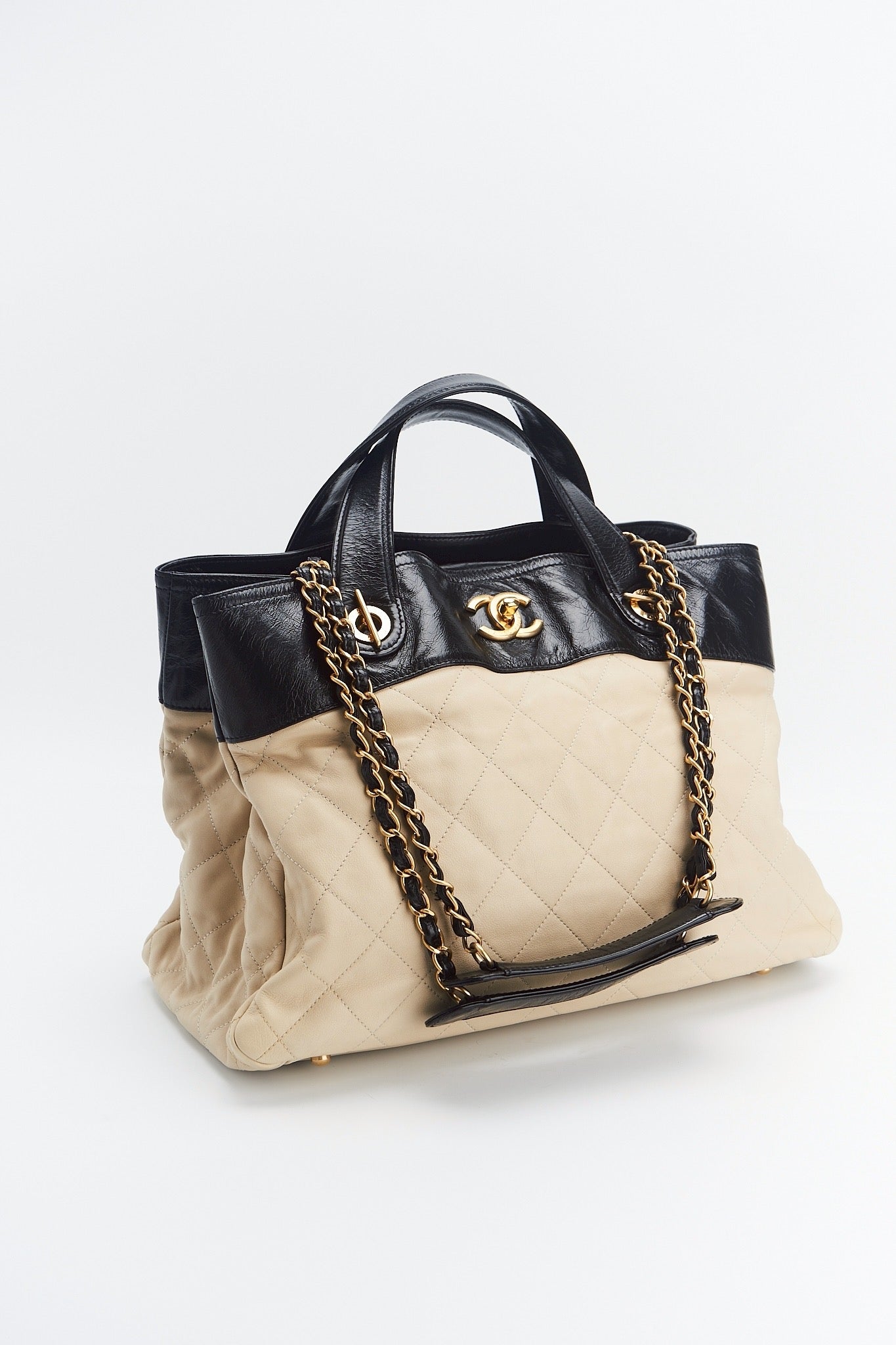 Chanel mateless mix chain sholder