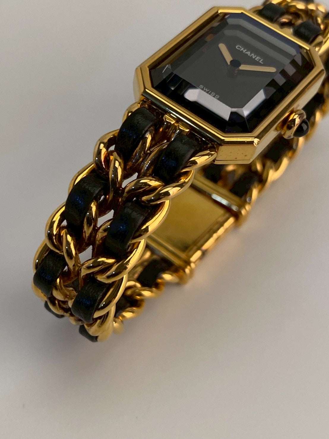 Chanel premier L size c.5496
