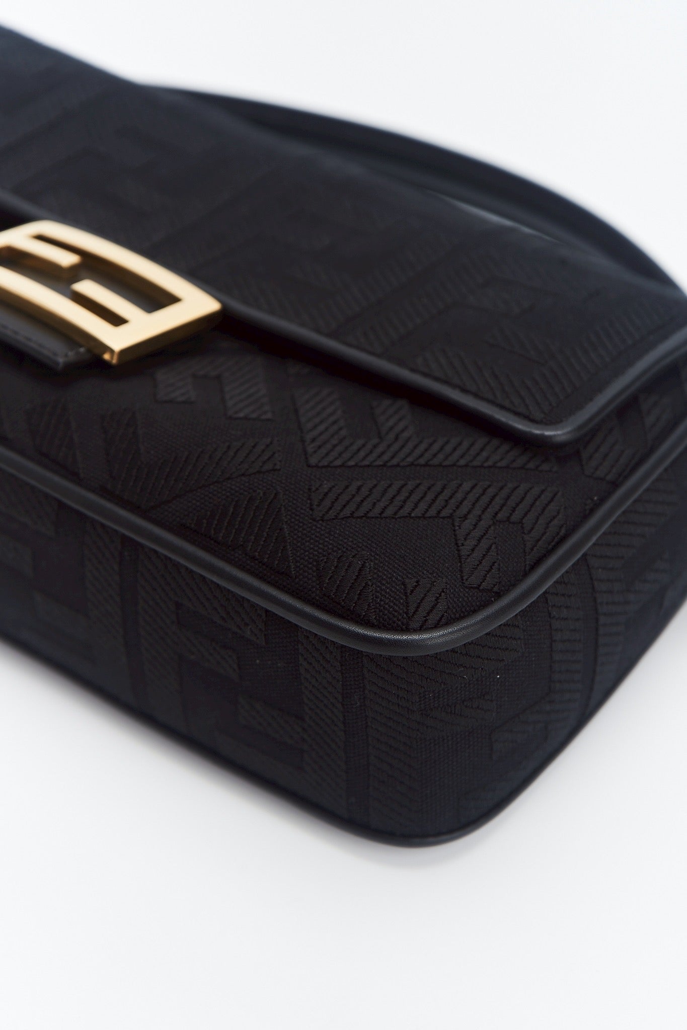 Fendi baguette bag