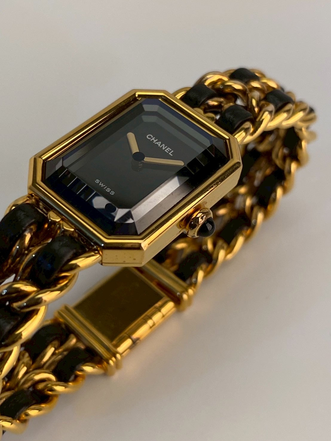 Chanel premier L size c.5496