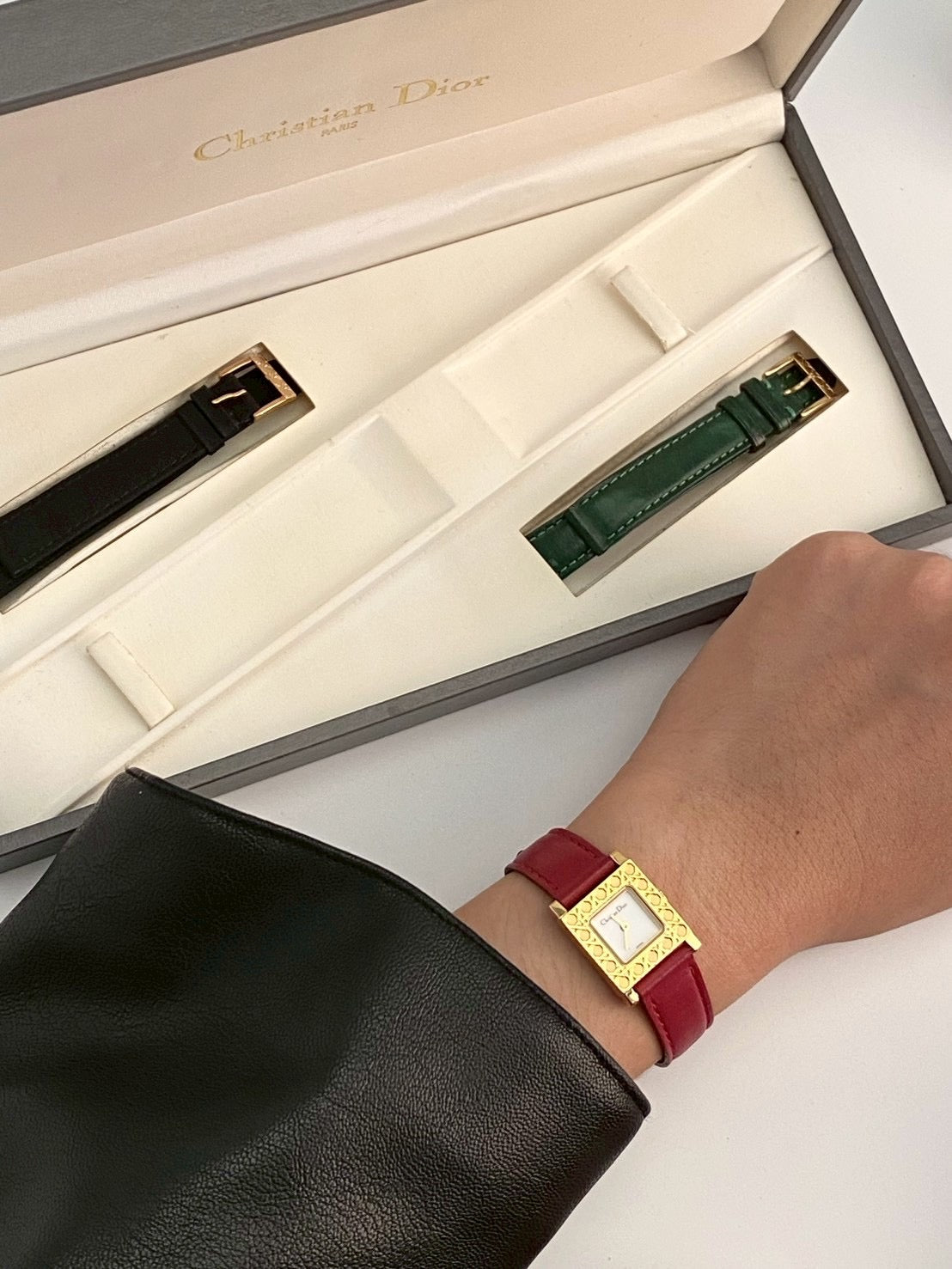 Dior d60-159 chang strap gold