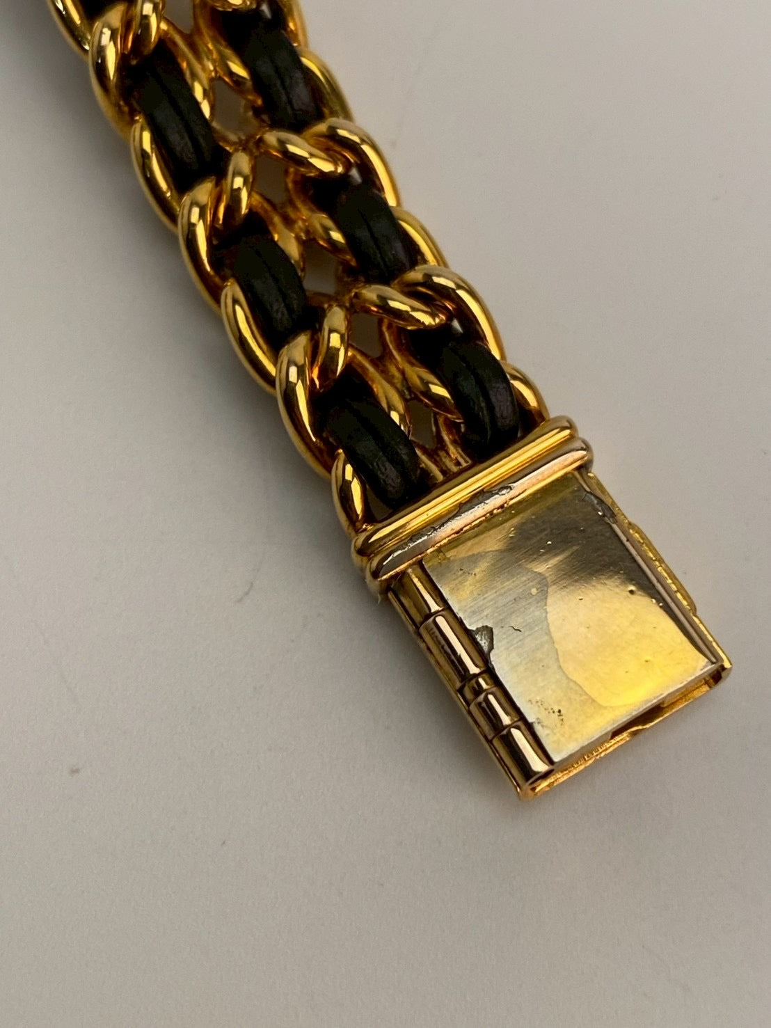 Chanel premier L size c.9463