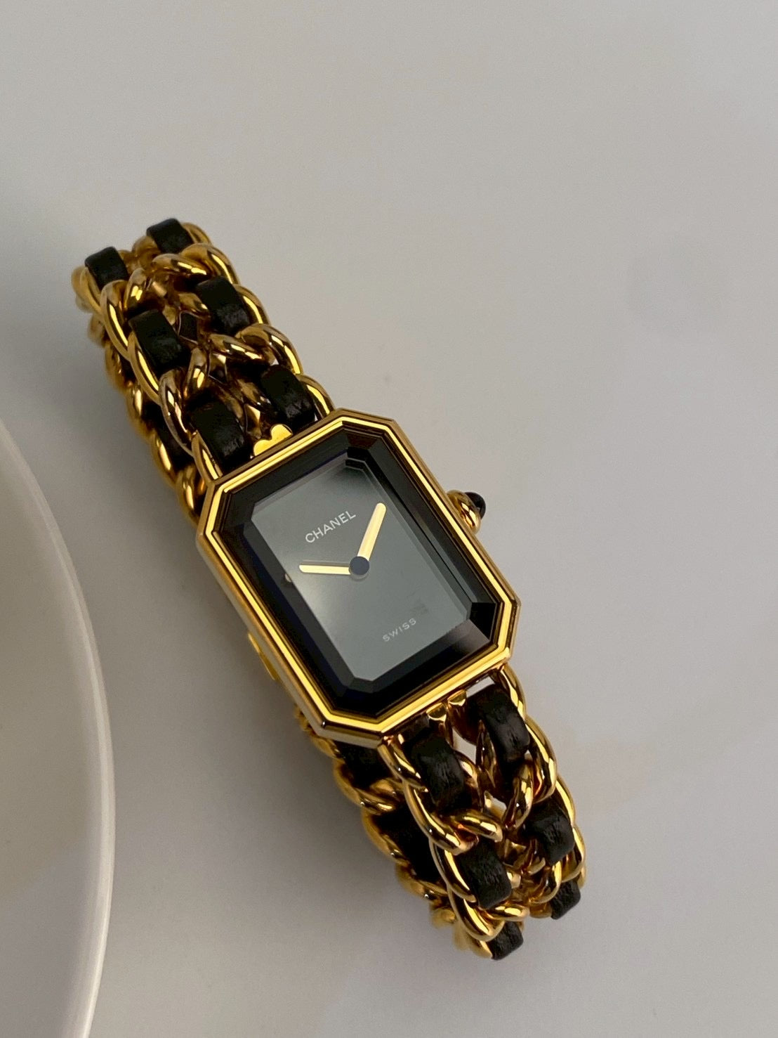 Chanel premier L size c.5496
