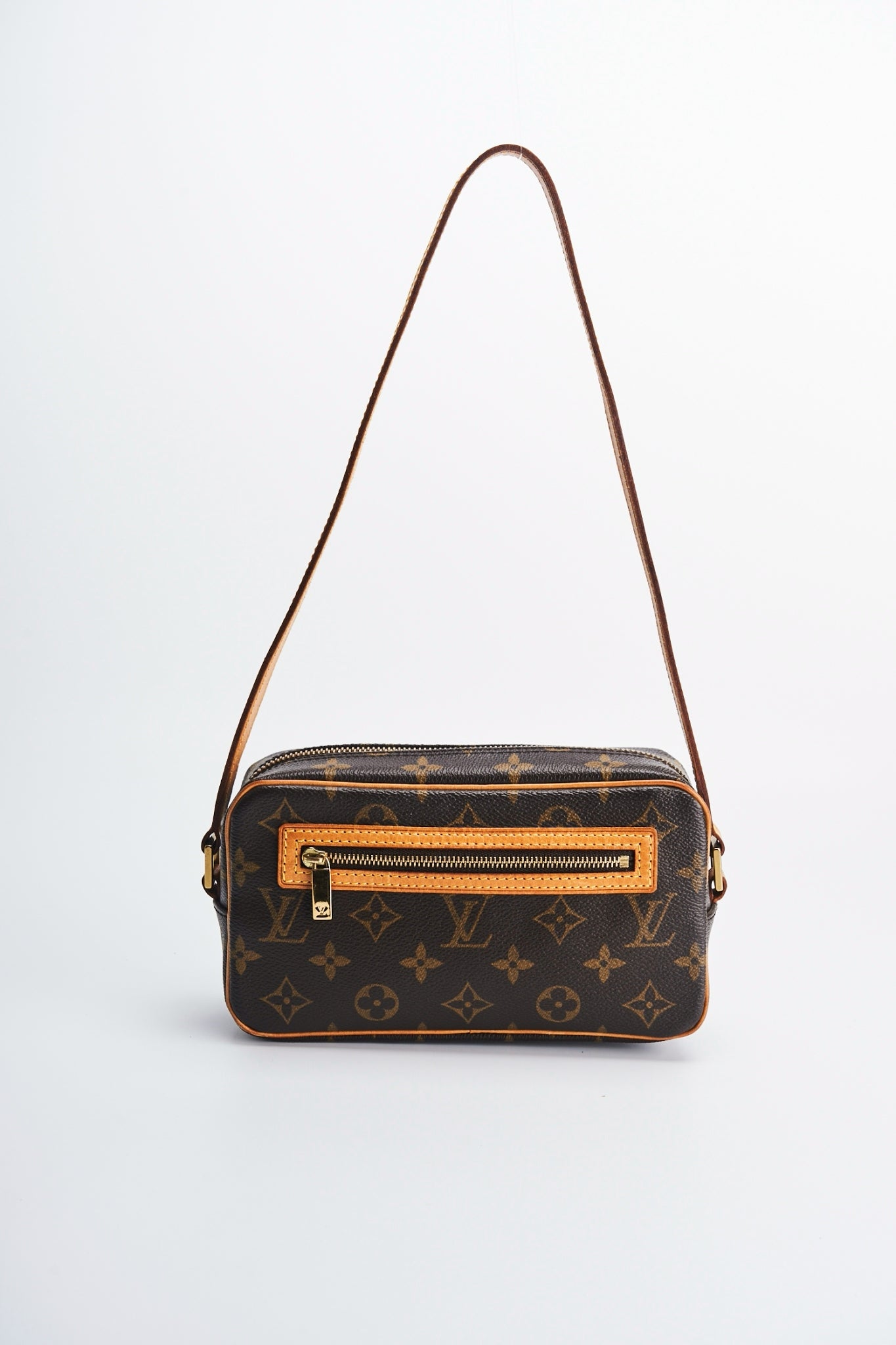 Louis vuitton cite pm size