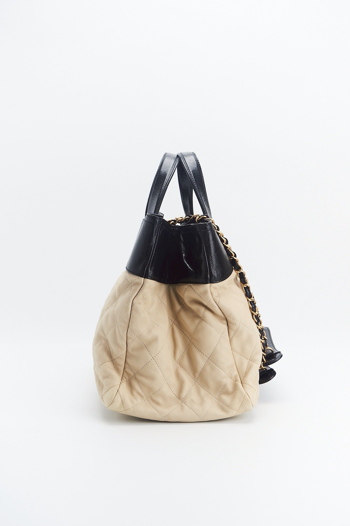Chanel mateless mix chain sholder