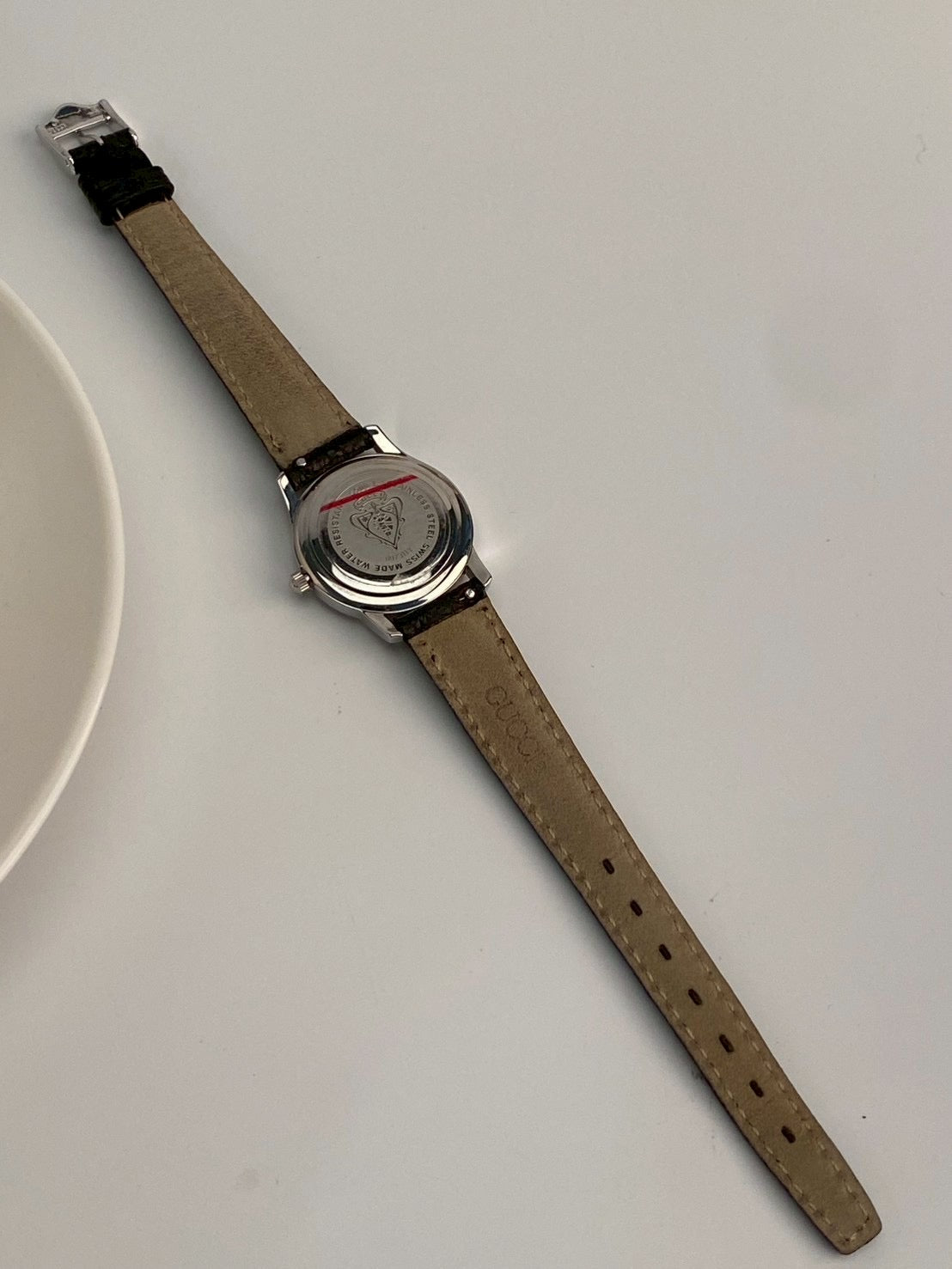 Gucci 5500l silver dial watch