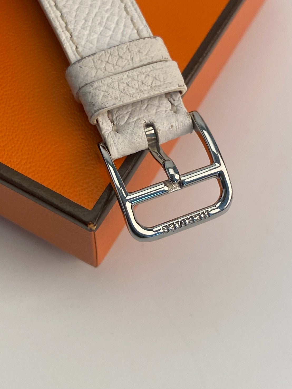 Hermes white dial H c.1526