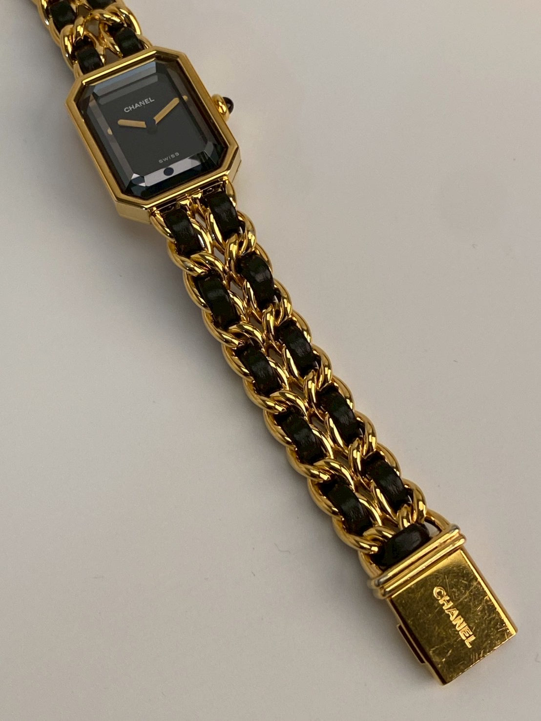 Chanel premier M size c.9927
