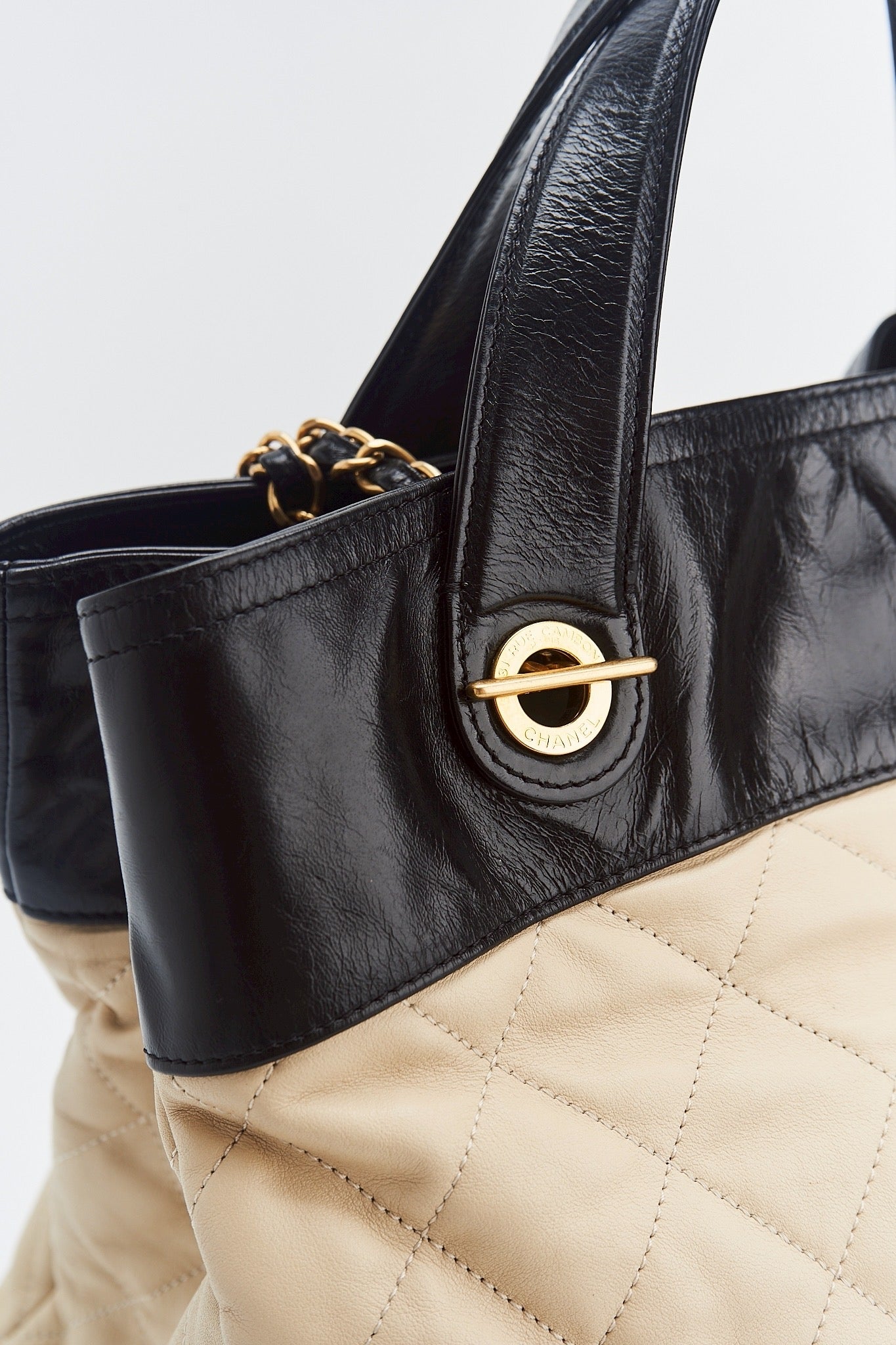 Chanel mateless mix chain sholder