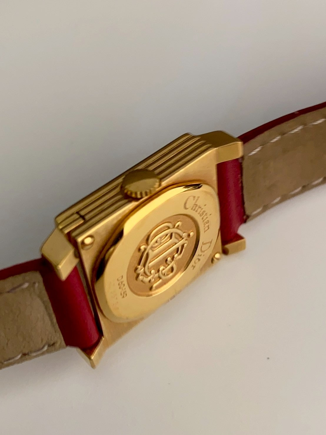 Dior d60-159 chang strap gold