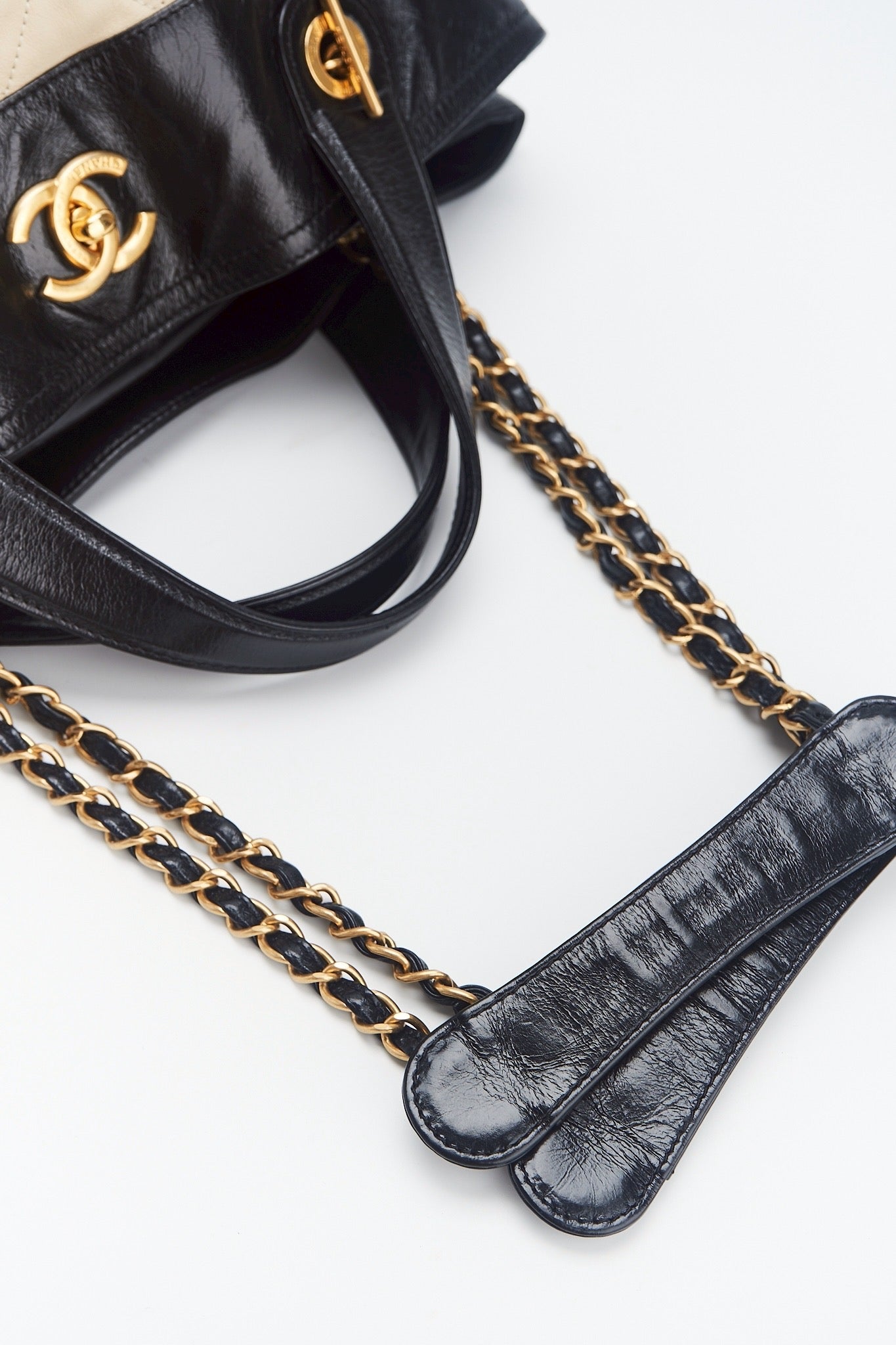 Chanel mateless mix chain sholder