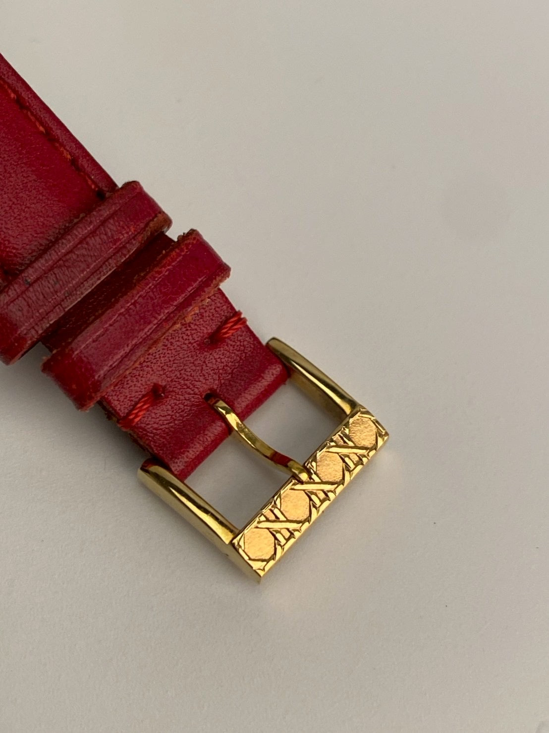 Dior d60-159 chang strap gold