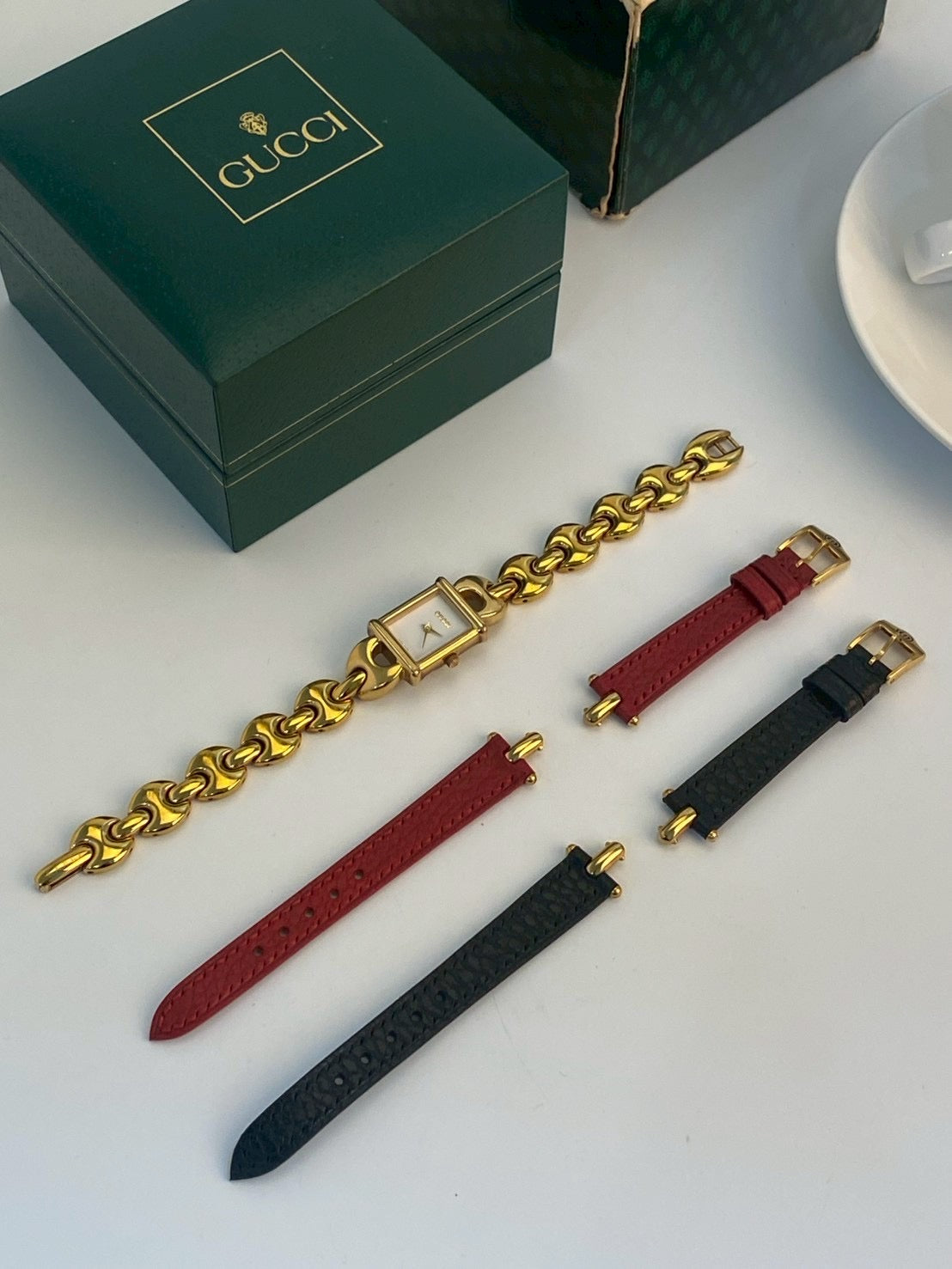 Gucci 1800I chang strap c.8853
