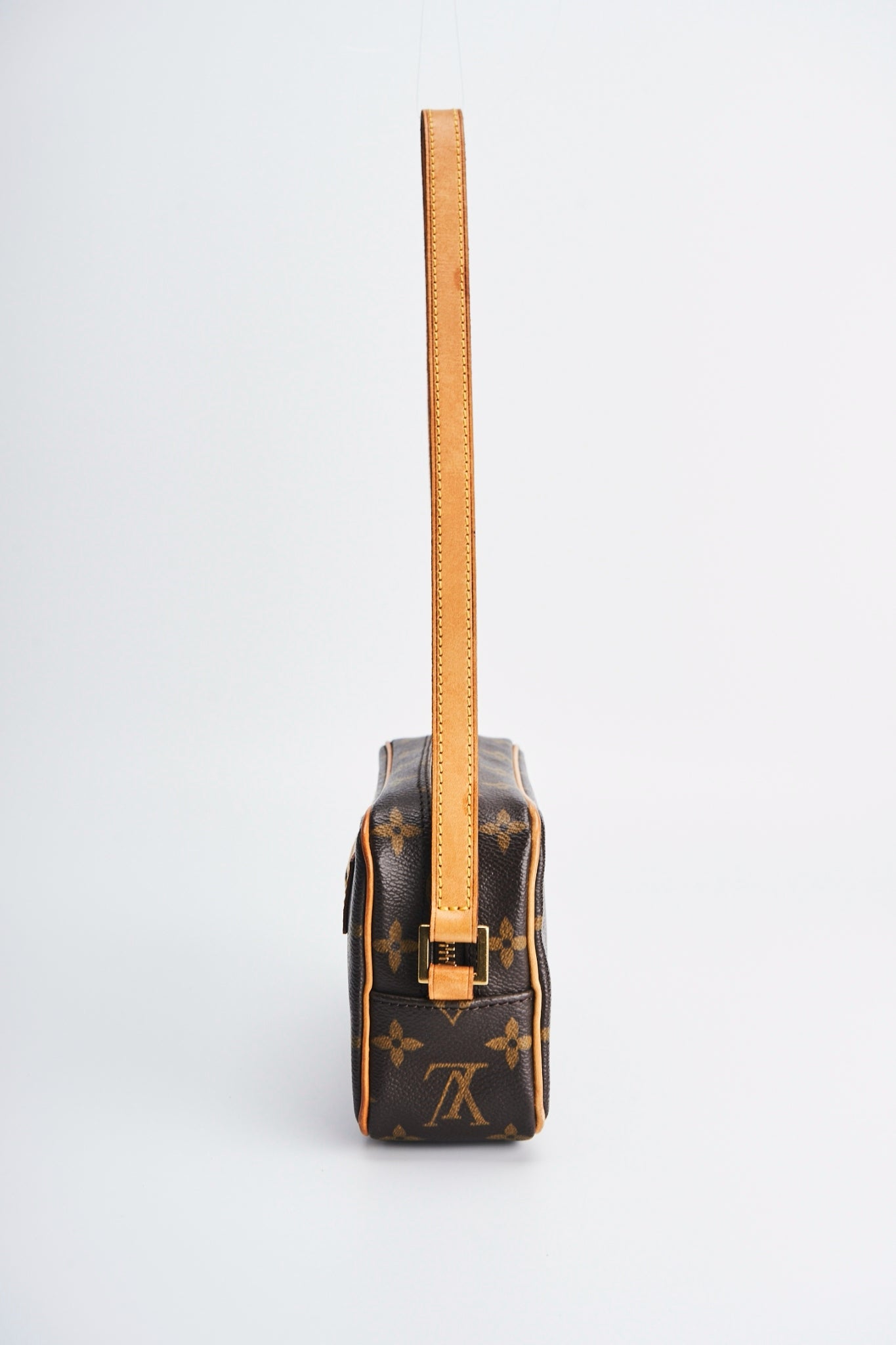 Louis vuitton cite pm size