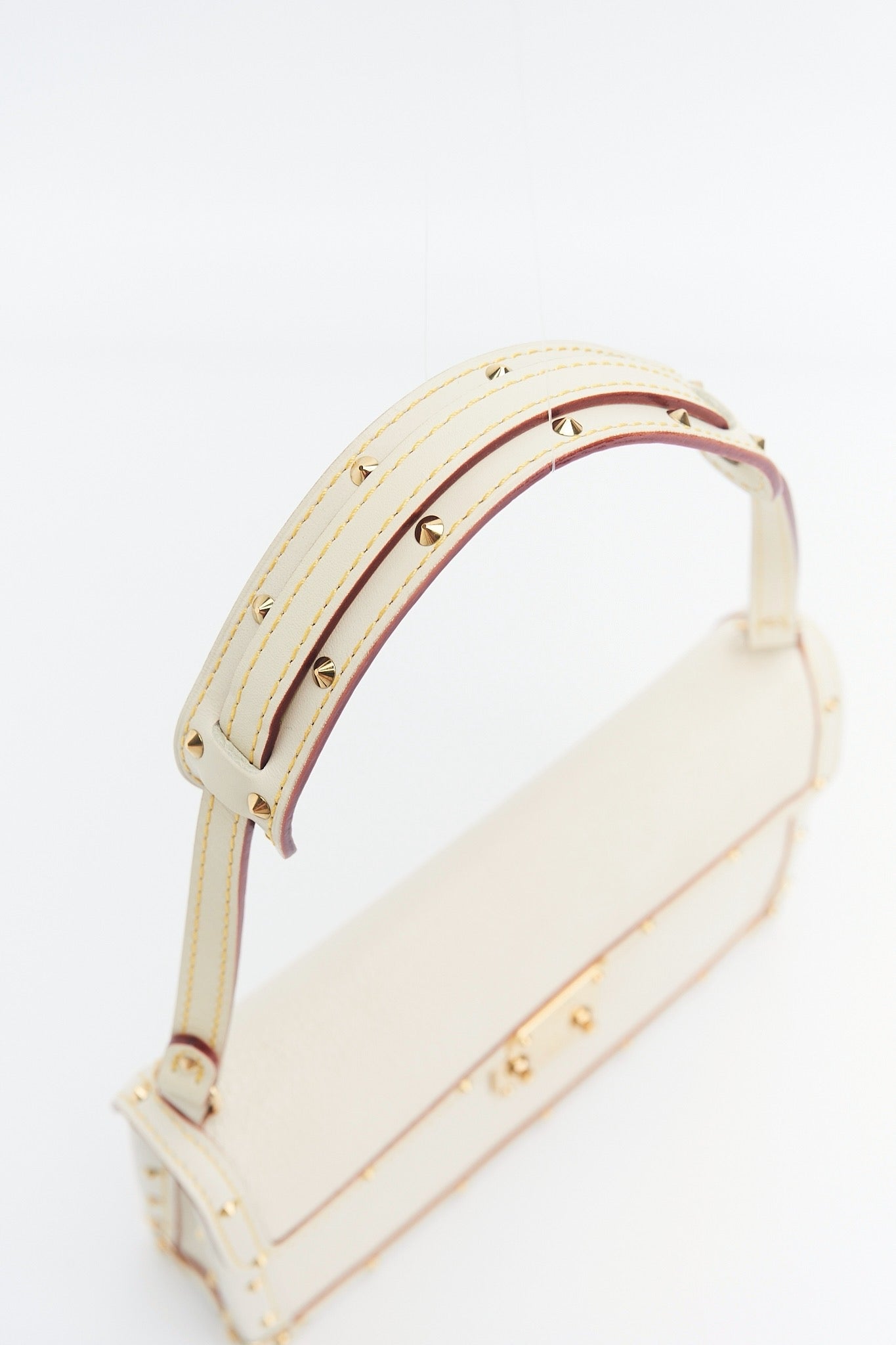 Louis vuitton suhali laimable handbag