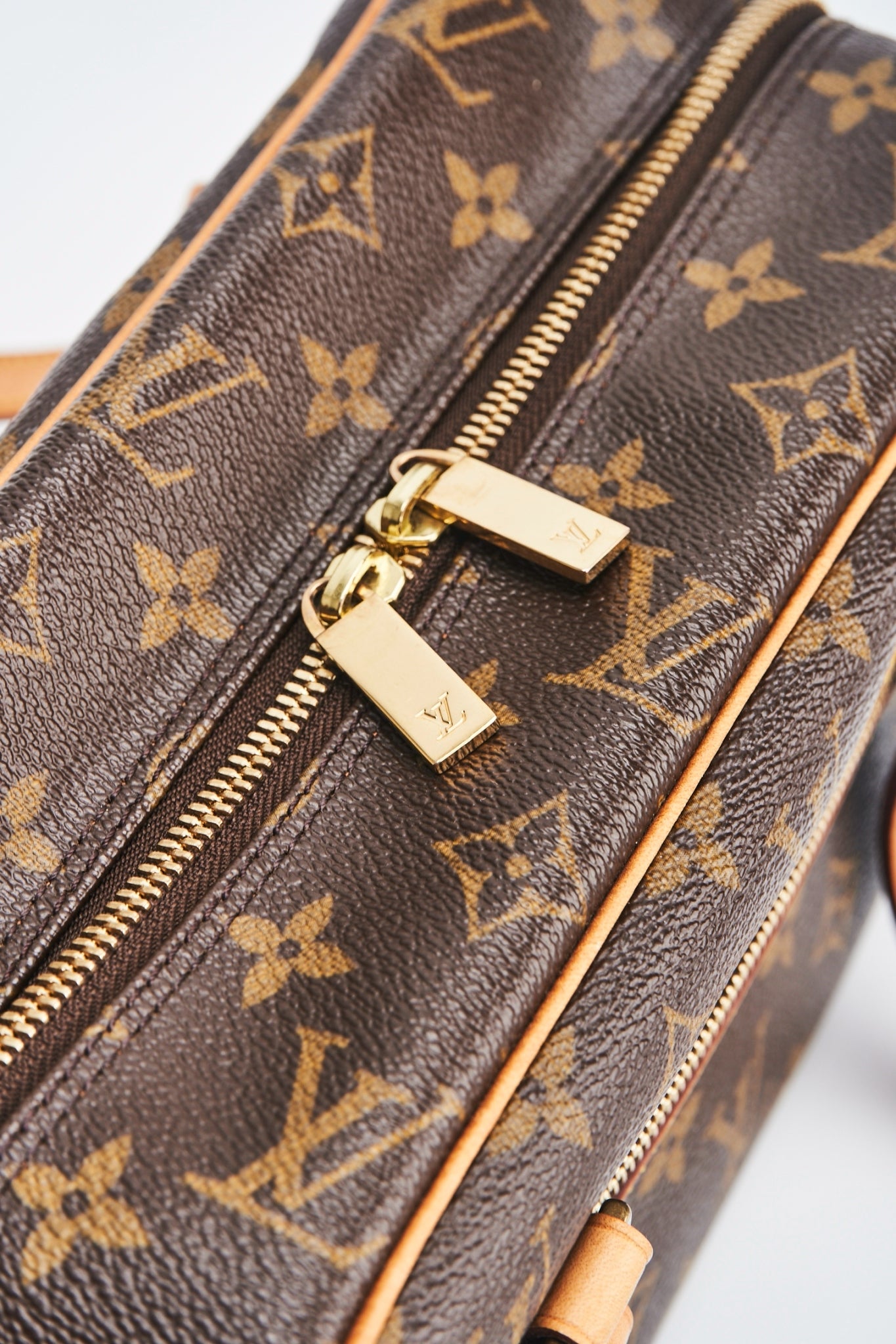 Louis vuitton cite mm size