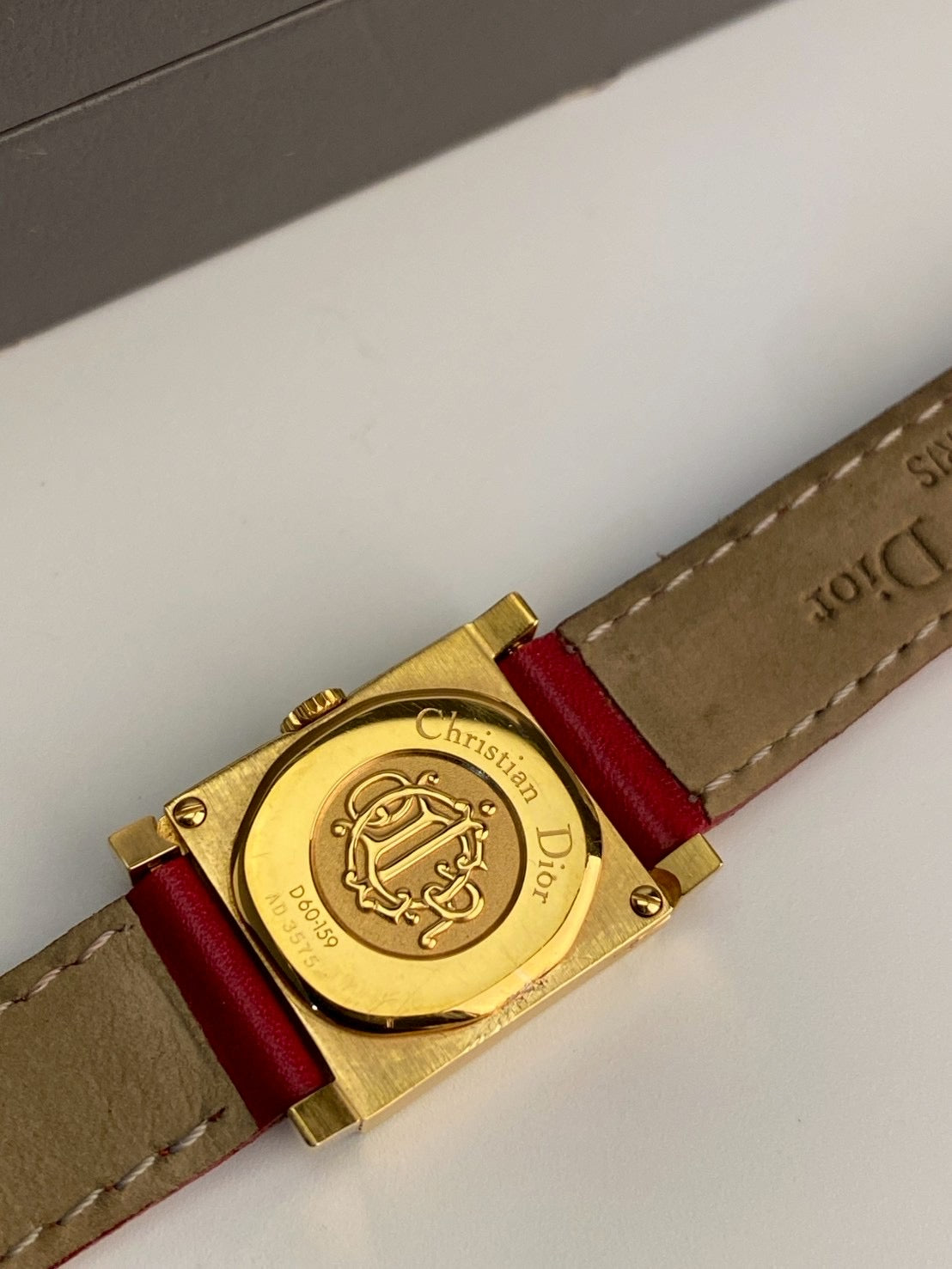 Dior d60-159 chang strap gold
