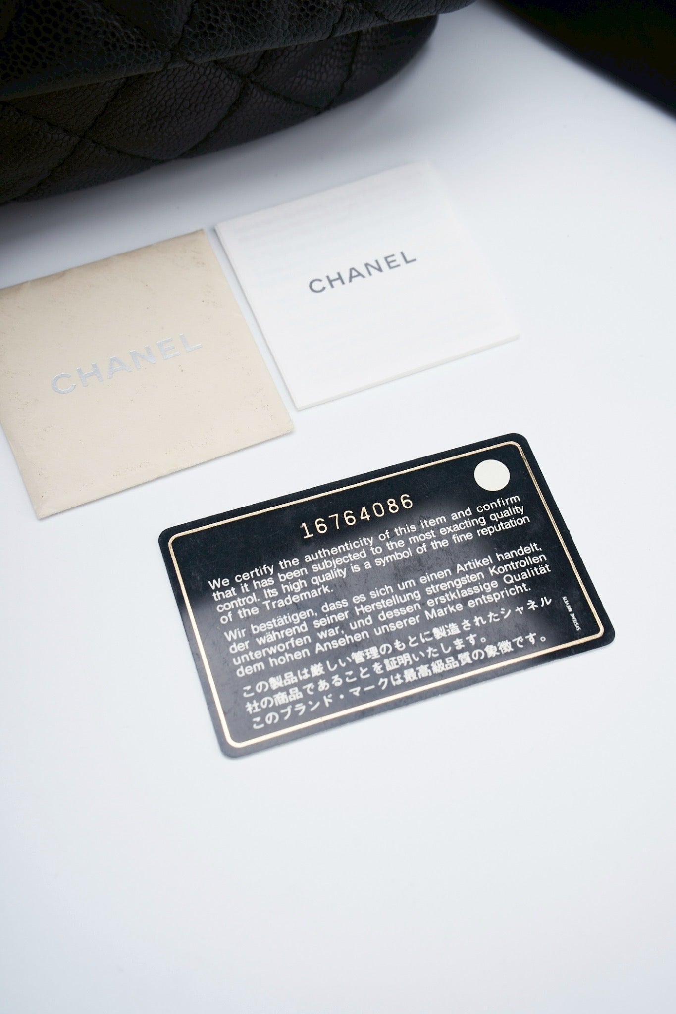 Chanel easy flab caviar skin