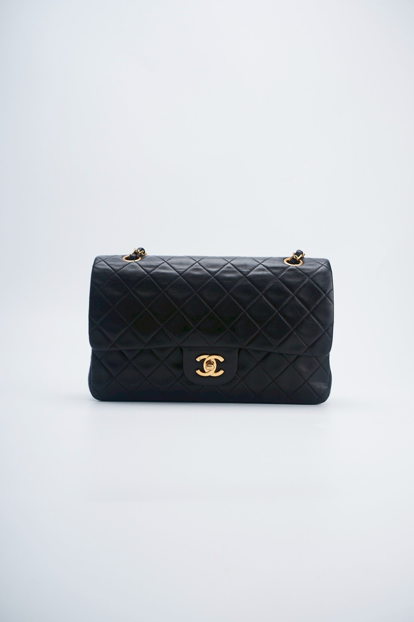 Chanel classic flab bag