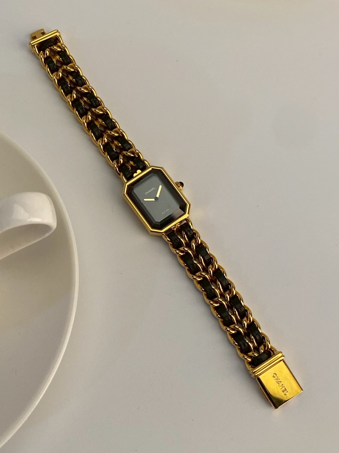 Chanel premier L size c.5496