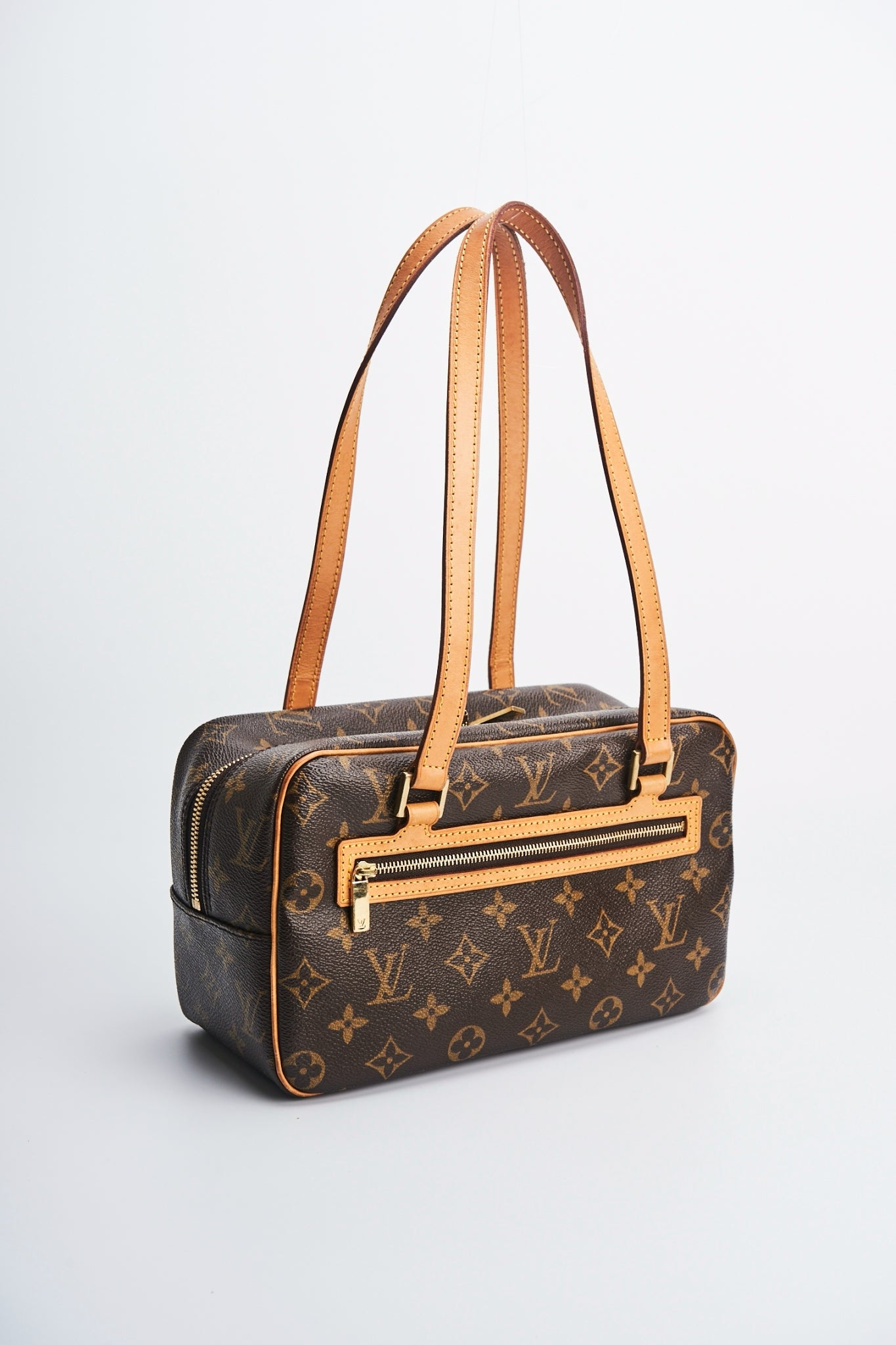 Louis vuitton cite mm size