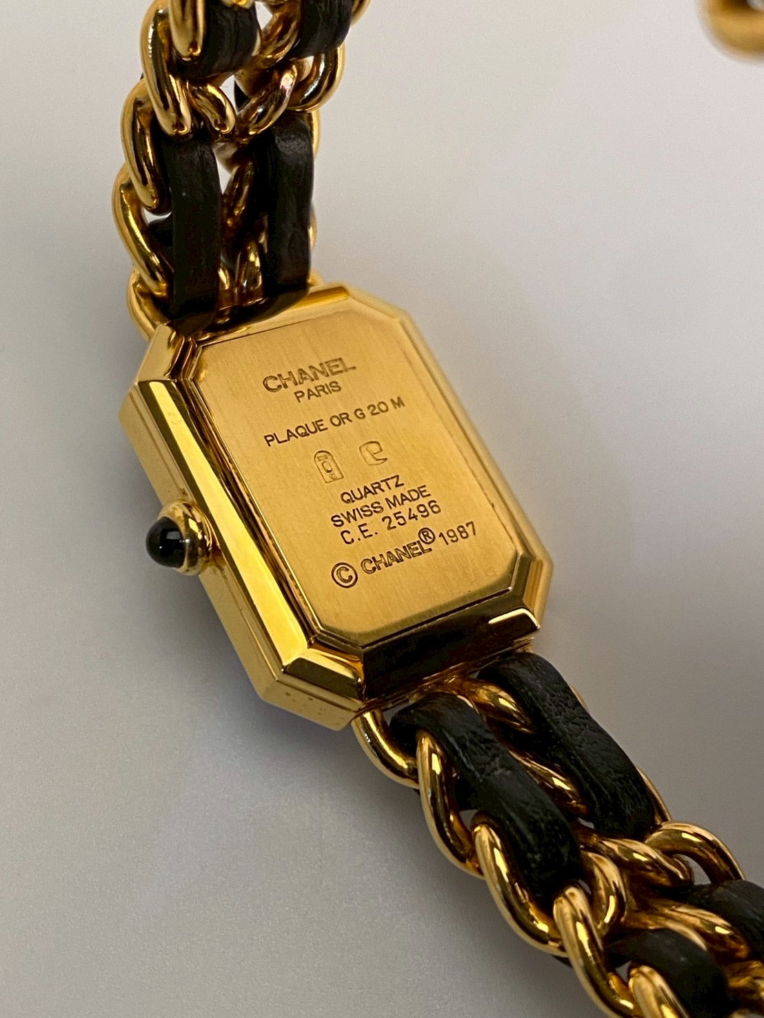 Chanel premier L size c.5496