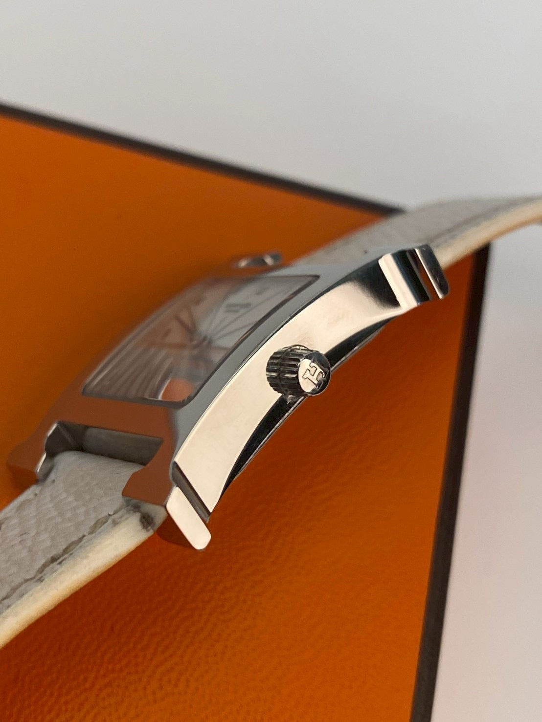 Hermes white dial H c.1526