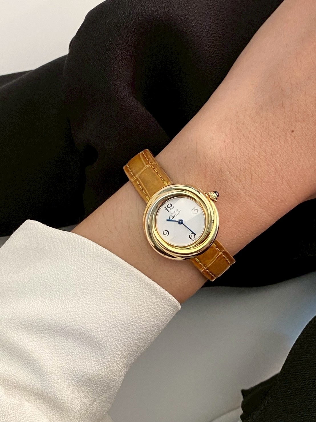 Cartier trinity ring white dial c.4004