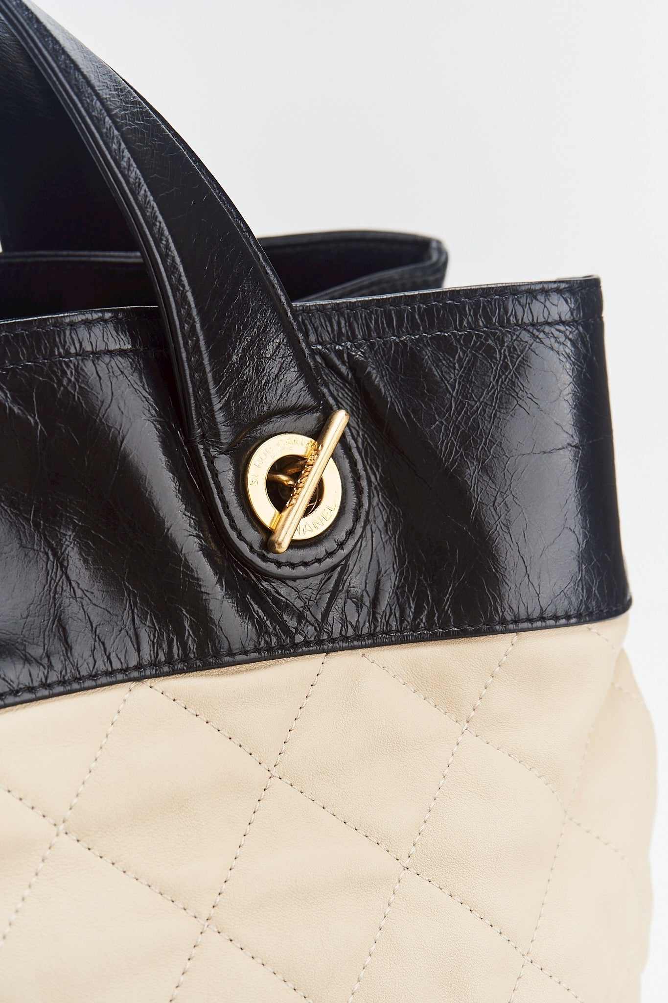 Chanel mateless mix chain sholder