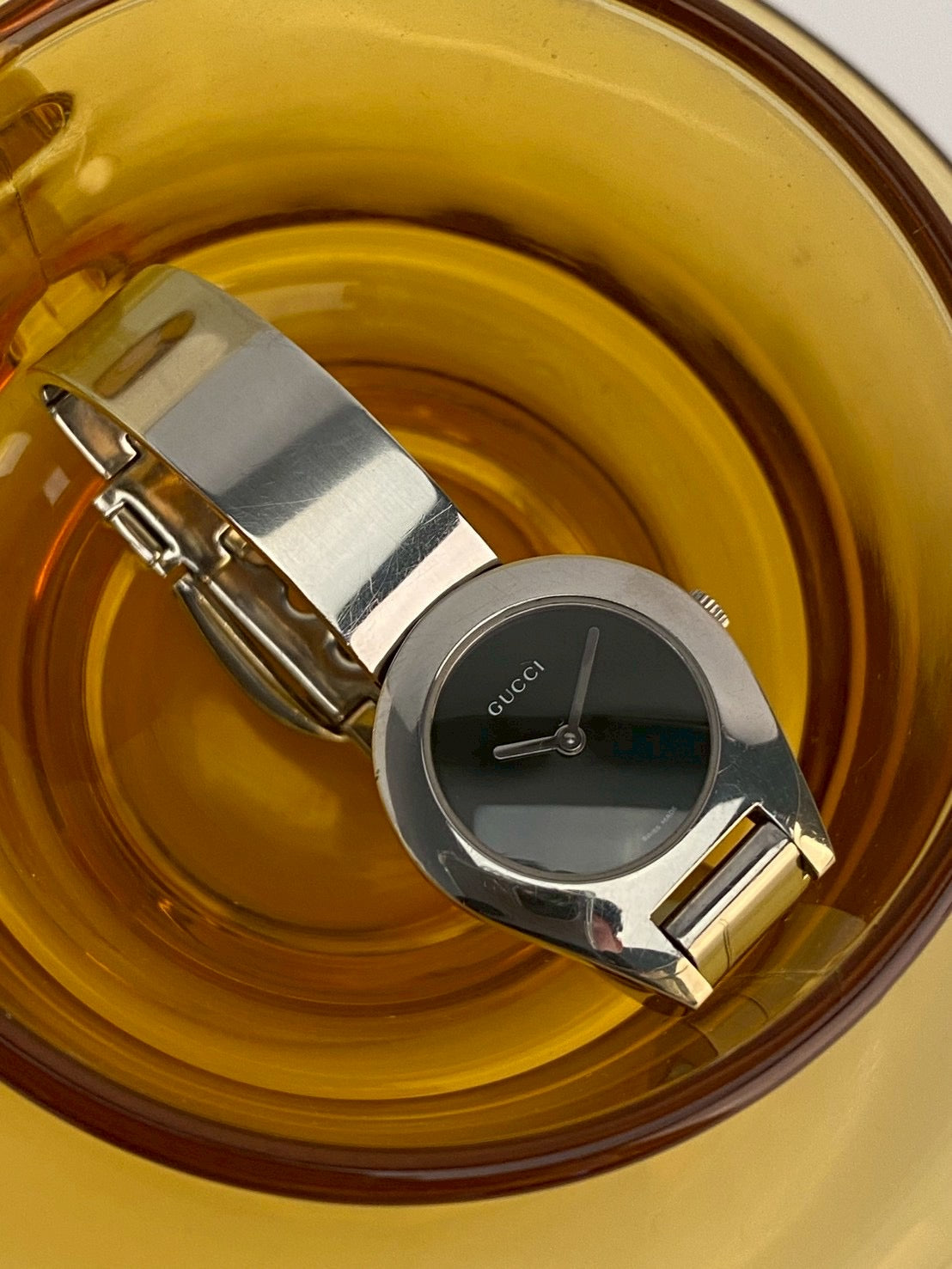Gucci 6700L black dial c.7173