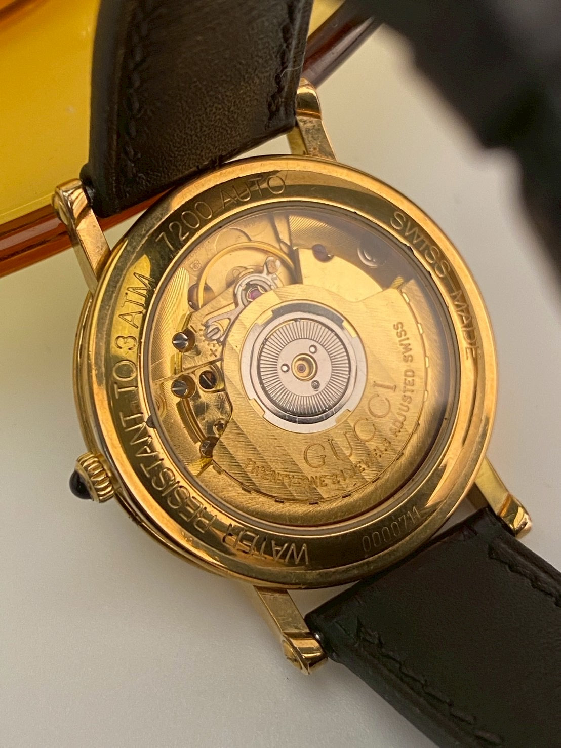 Gucci 7200Auto white dial