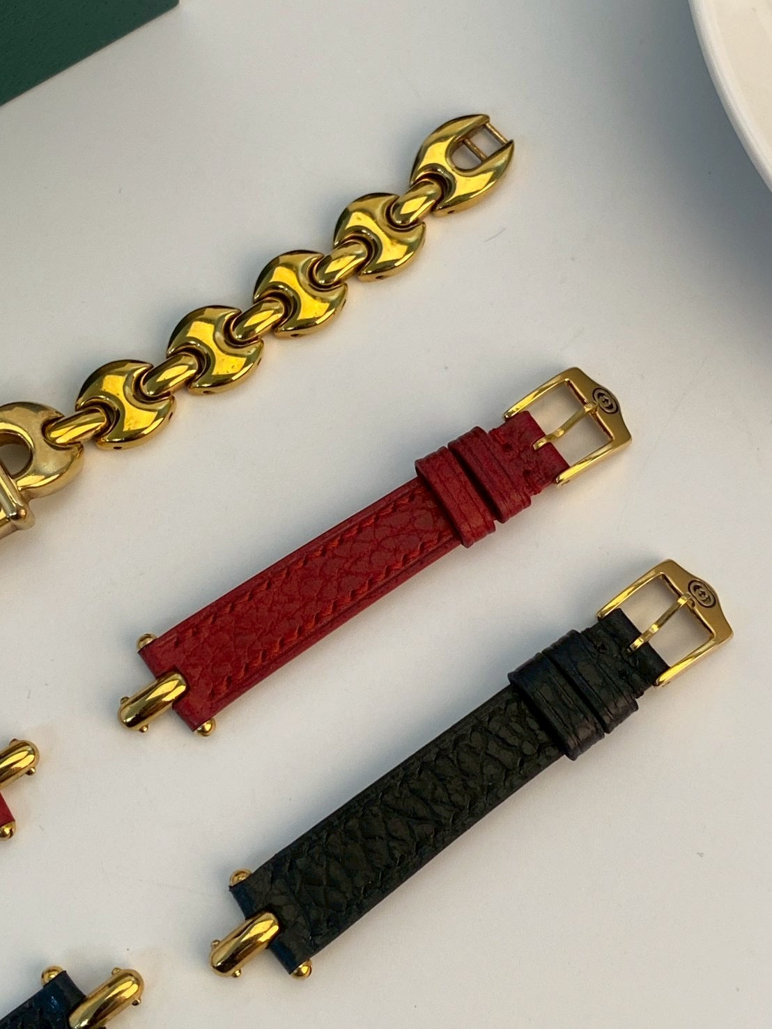 Gucci 1800I chang strap c.8853