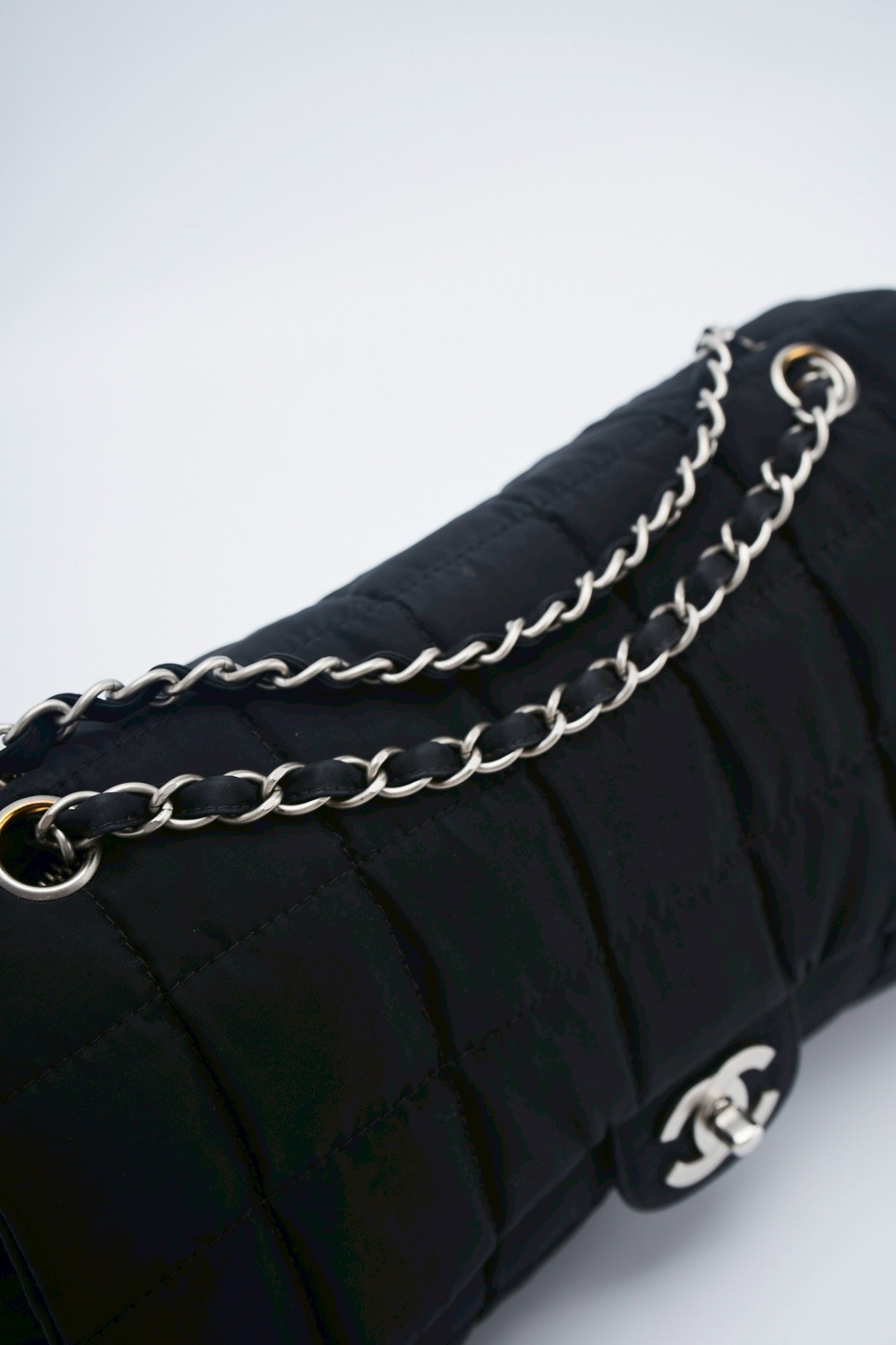 Chanel nylon easy flab “12