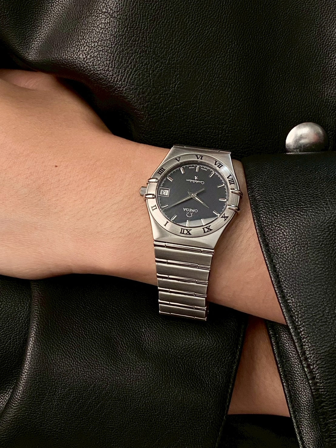 Omega constellation black dial date c. 5218