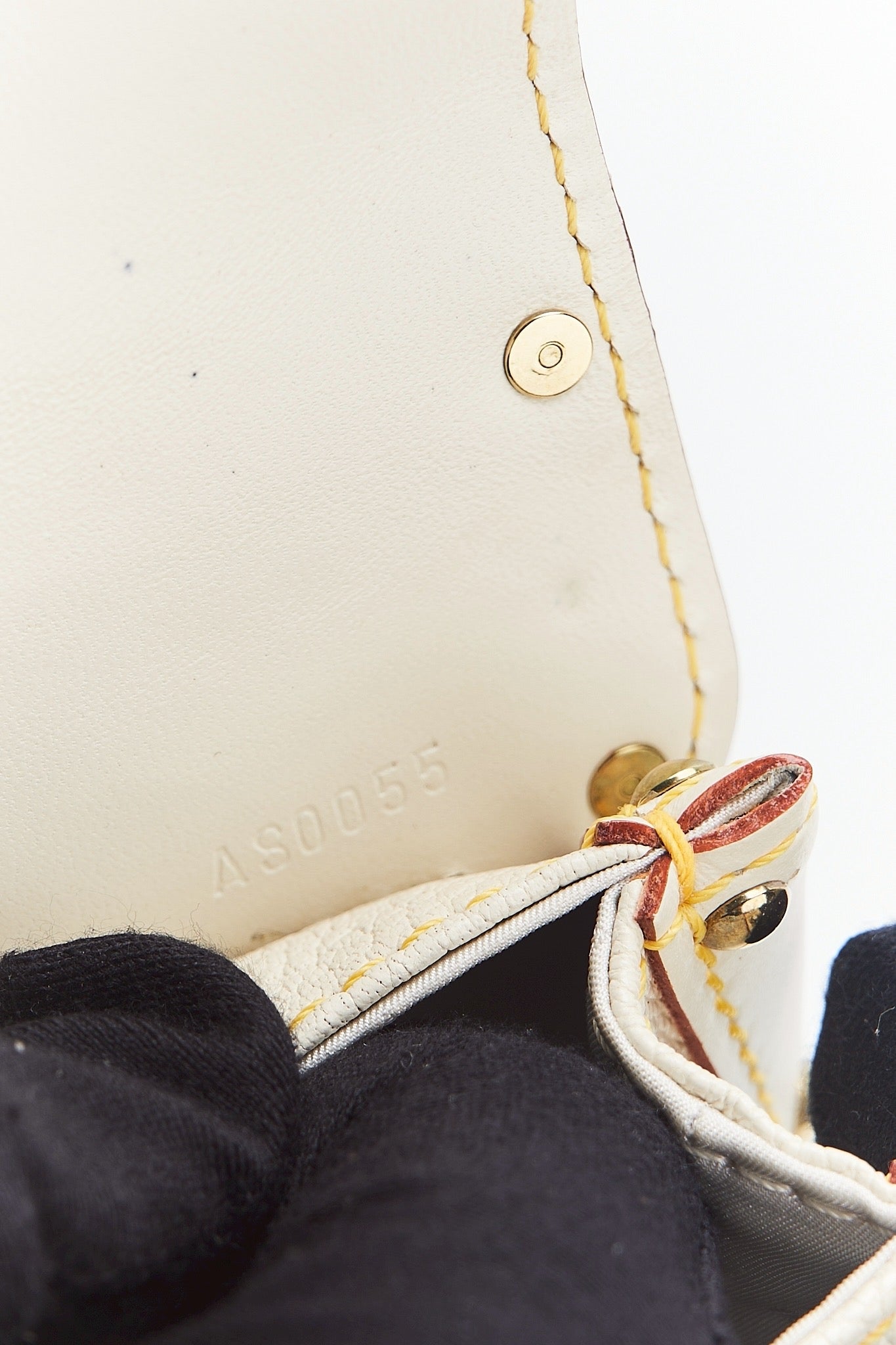 Louis vuitton suhali laimable handbag