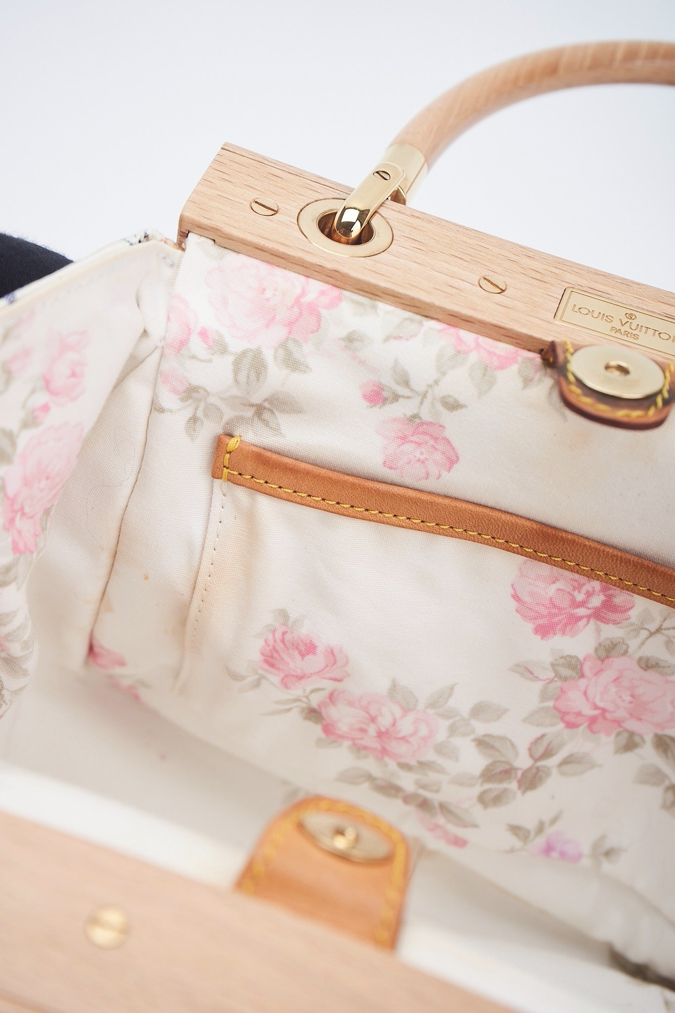 Louis vuitton Abelia Satin
