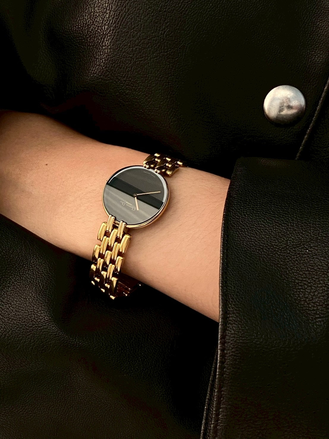 Dior 46-154-4 black dial gold