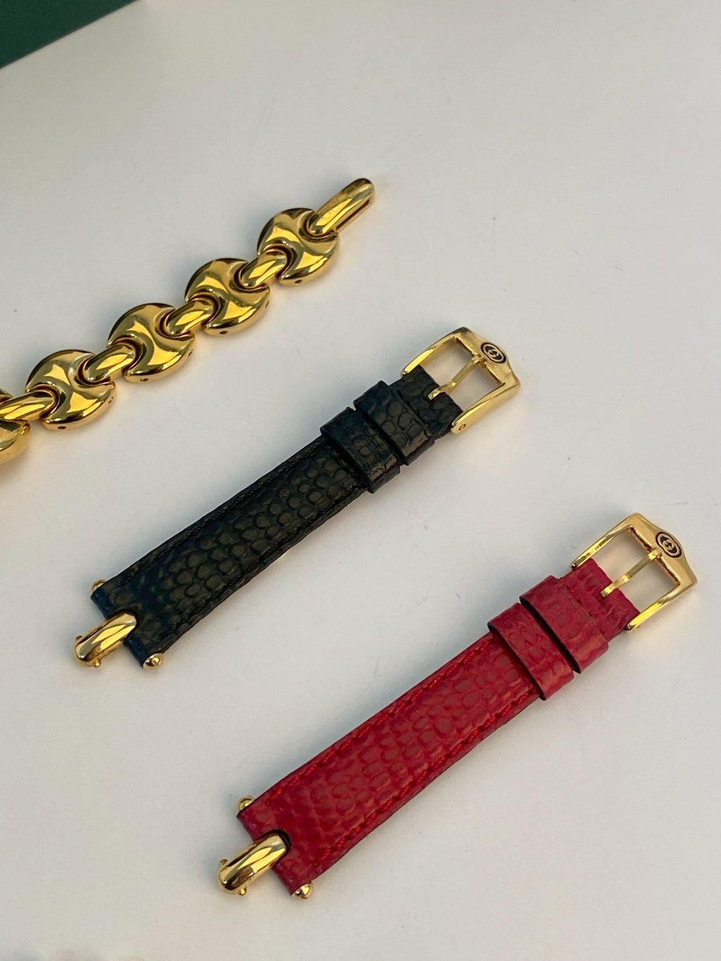 Gucci 1800I chang strap c.2295
