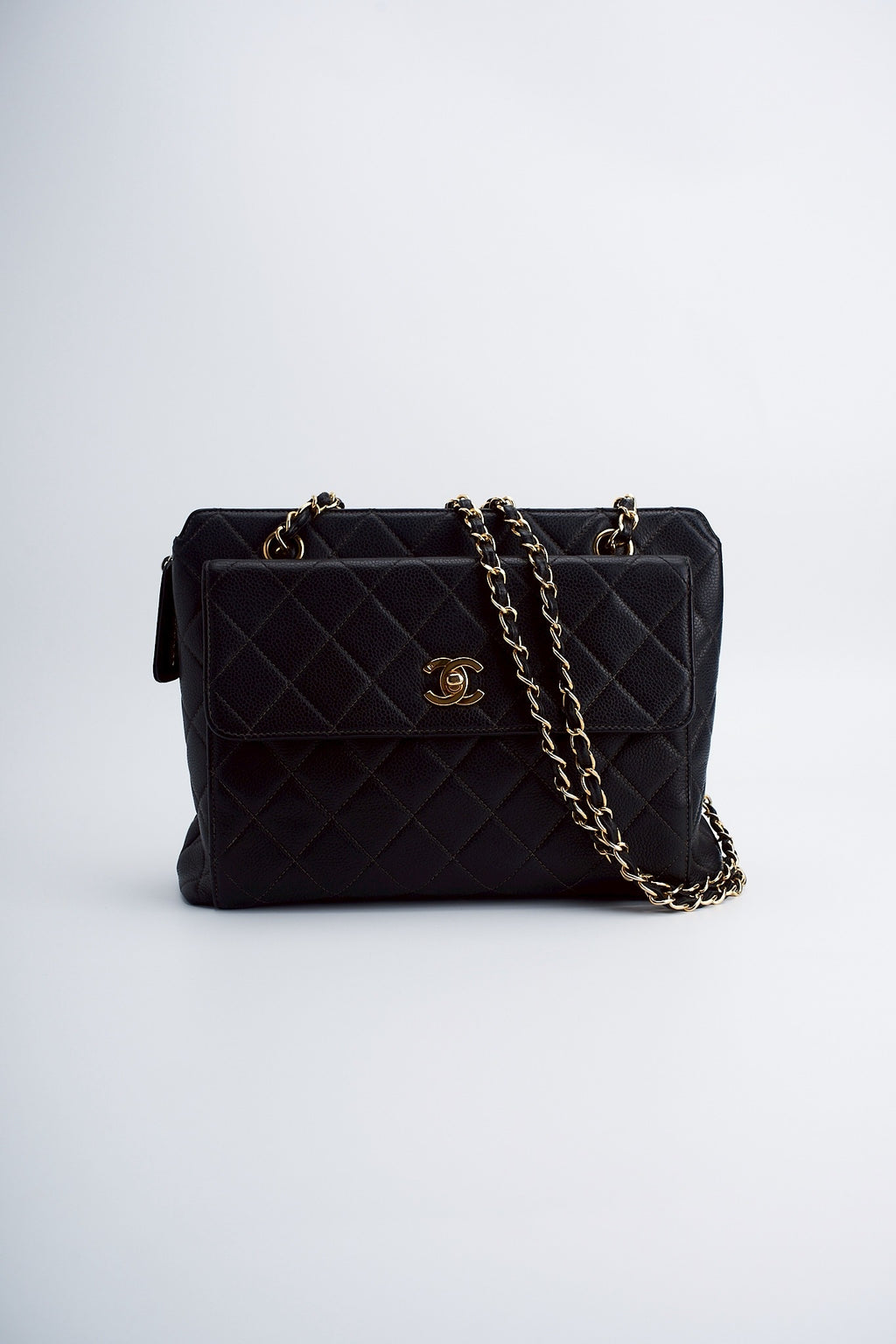 Chanel caviar chain bag