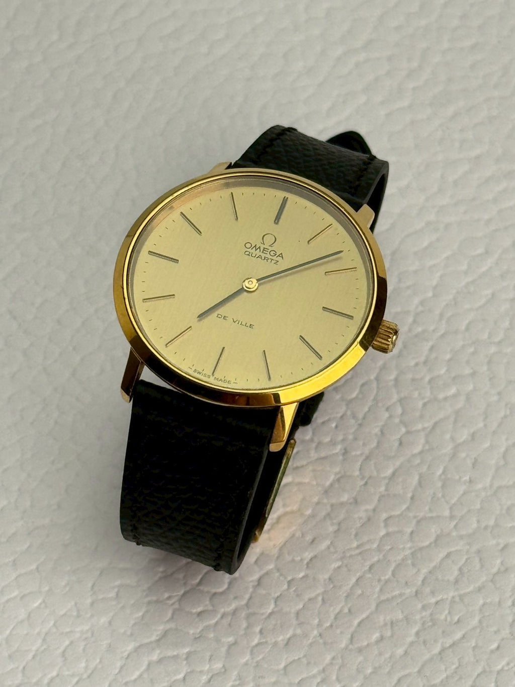 Omega de ville gold