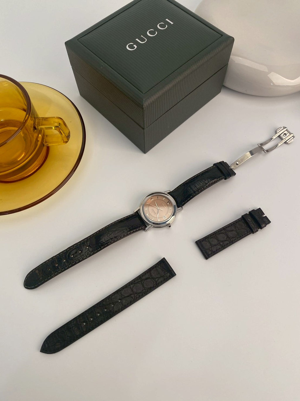 Gucci 7400 auto