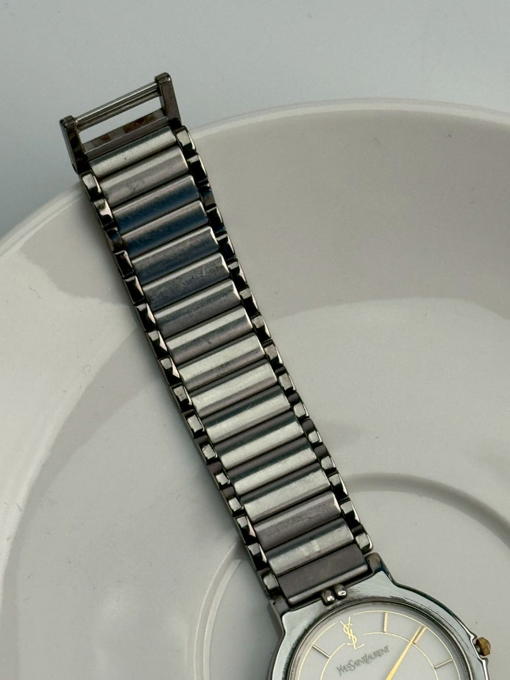 ysl white dial c.0937