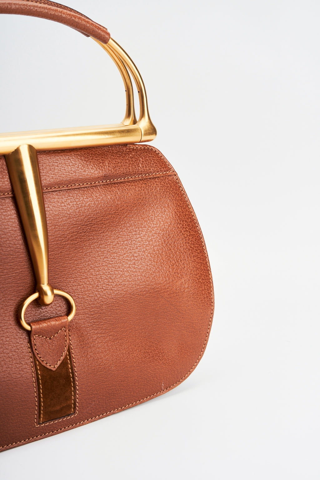 Gucci buckle leather