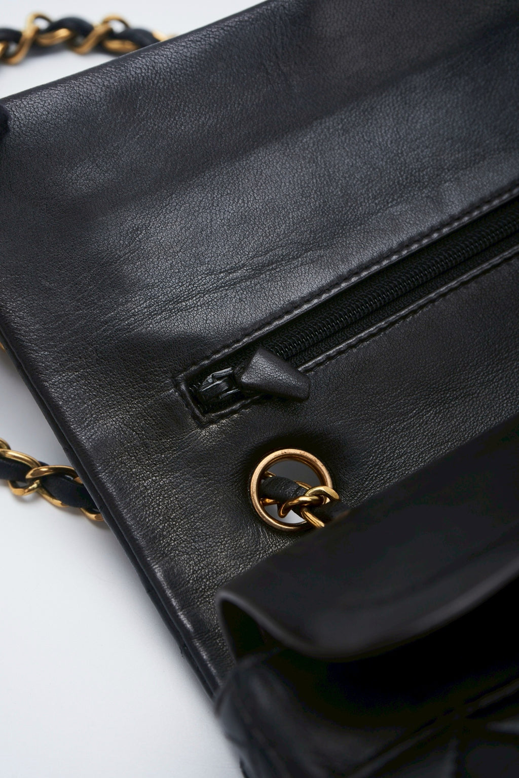 Chanel classic flab bag