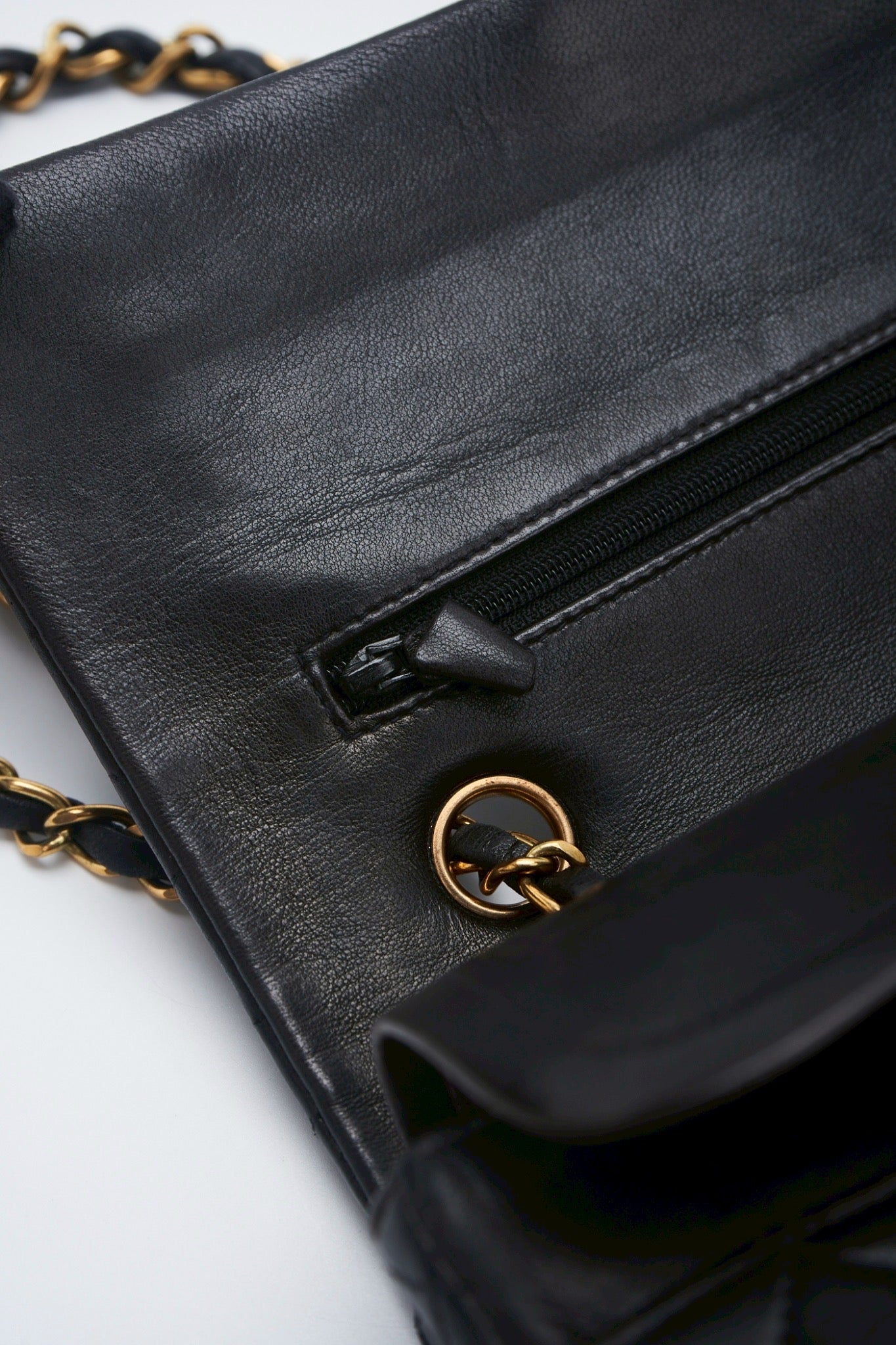 Chanel classic flab bag