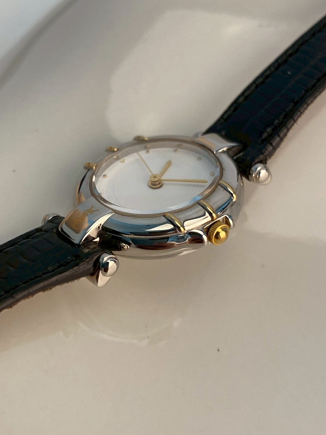Ysl white dial c.0400