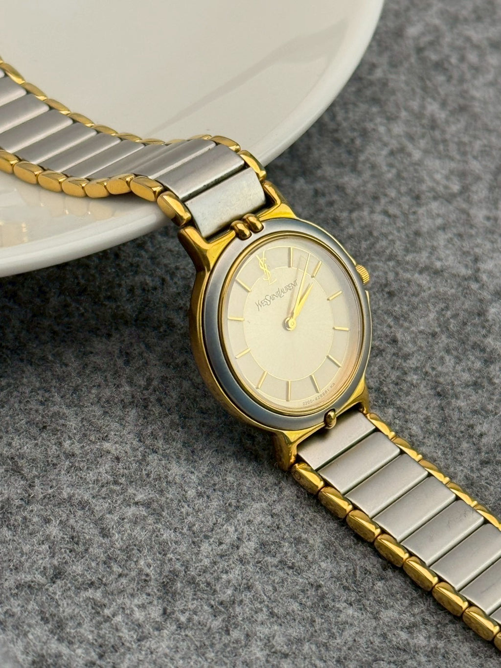 Ysl cream dial two-tone c.0480