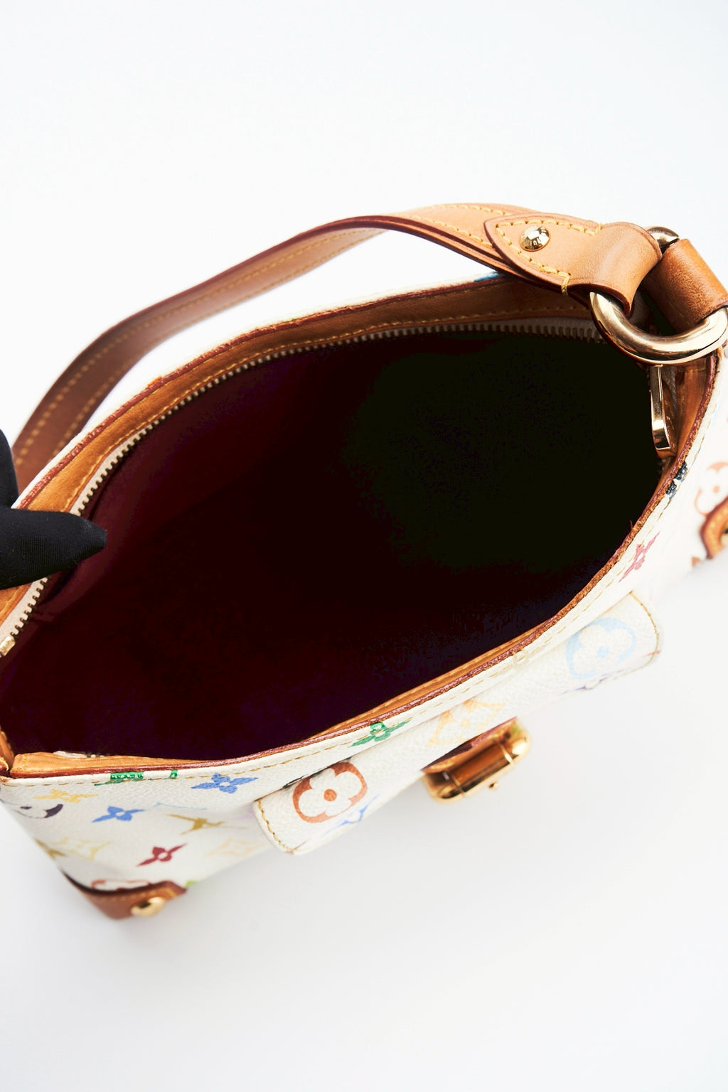 Louis vuitton shoulder bag