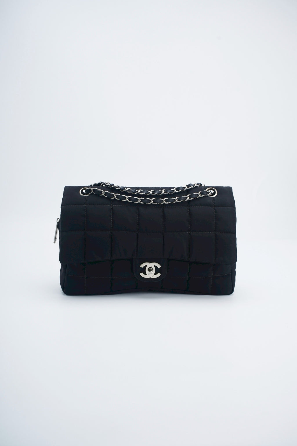 Chanel nylon easy flab 12